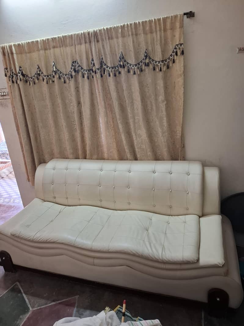 Wight leather sofa set 1