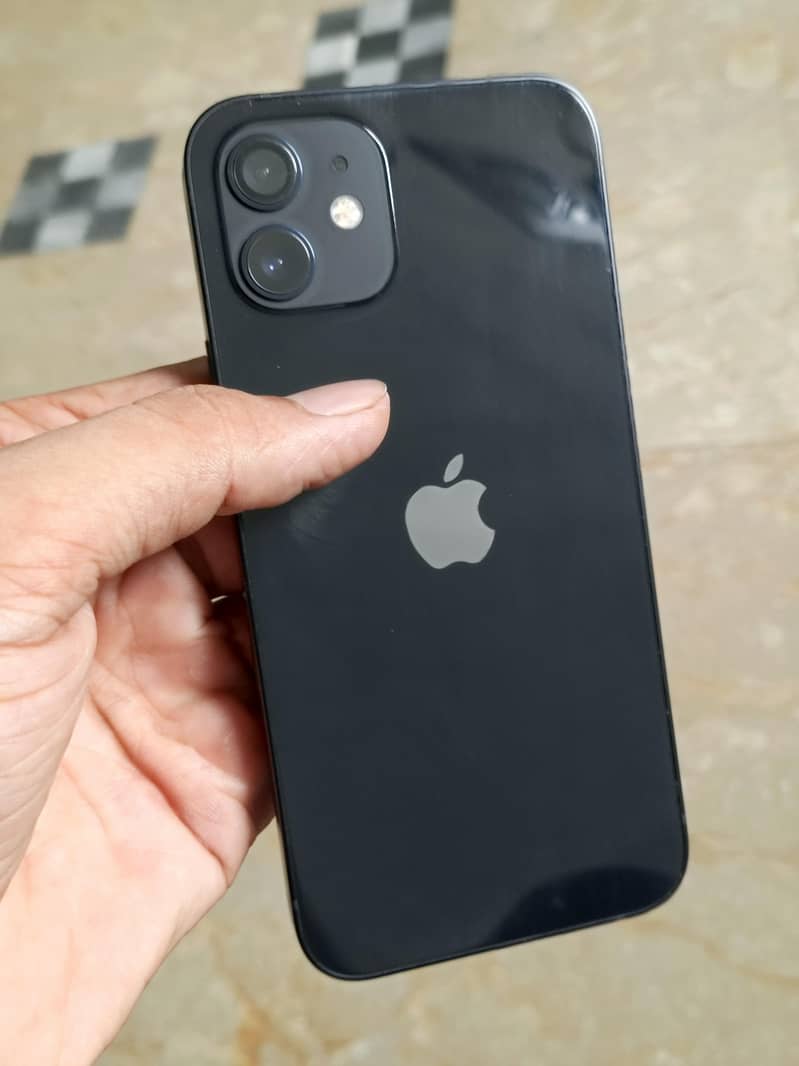 Apple iPhone 12 0