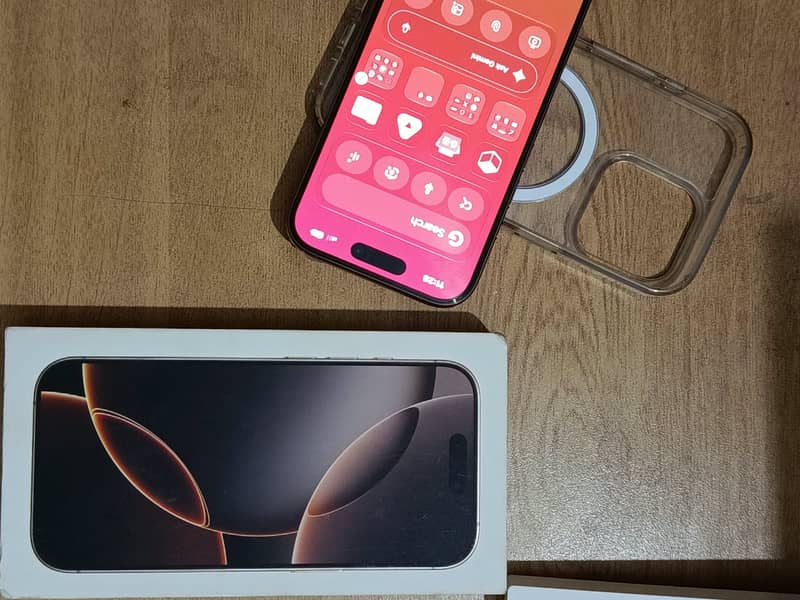 Apple iPhone 16 Pro 10