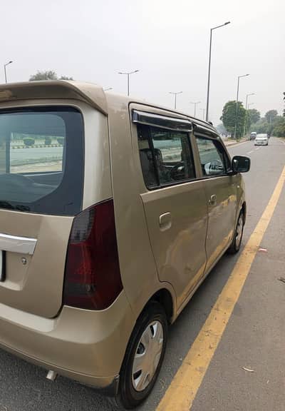 Suzuki Wagon R 2015