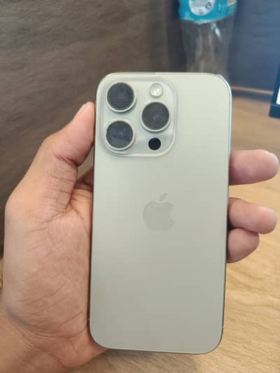 Iphone 15 pro 256GB Natural titanium JV Non-PTA 10/10