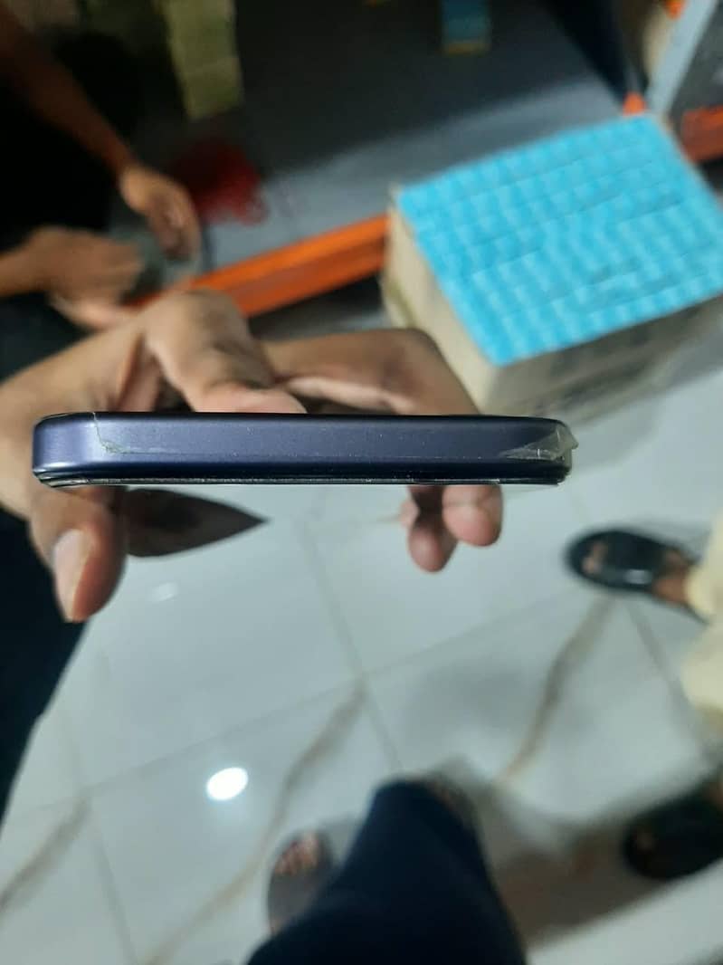 OPPO A6k 4