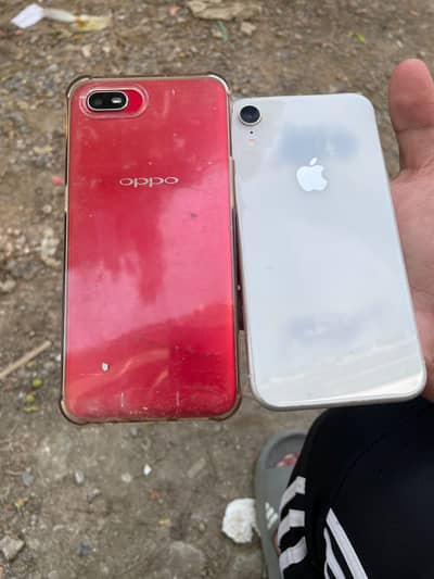 Apple iPhone XR