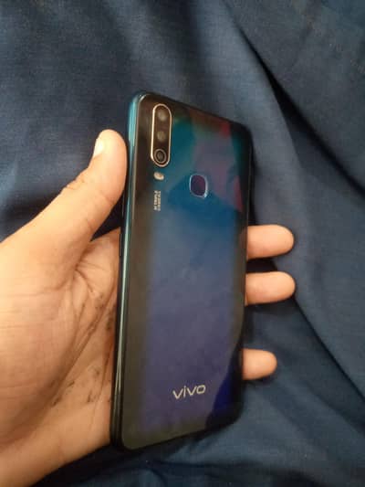 Vivo y15.3/64  good condition good battery timing