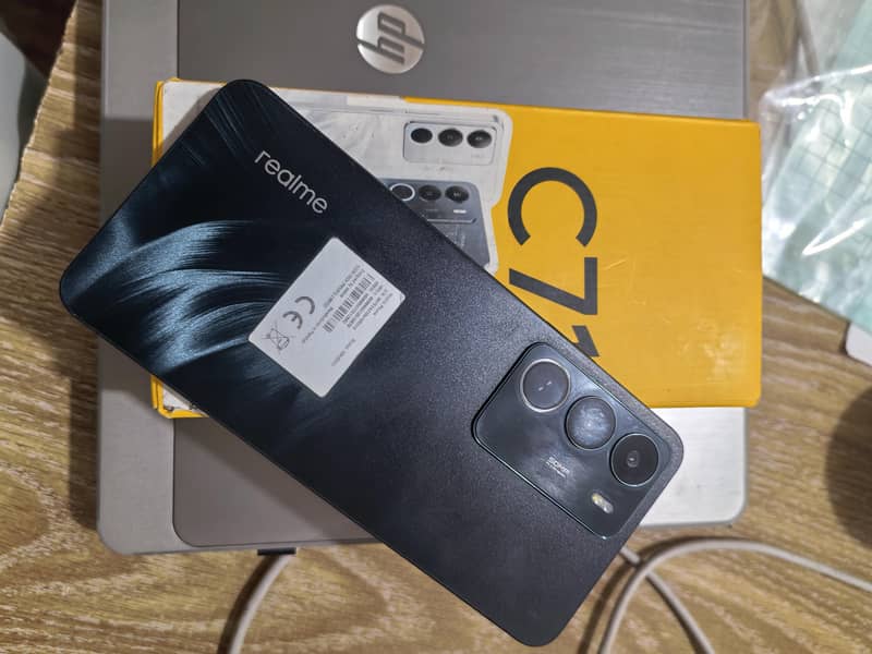 Realme C71 11