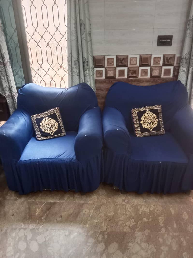 Beautiful Sofa Set – Like New | 3+1+1 Seater | Lahore 7