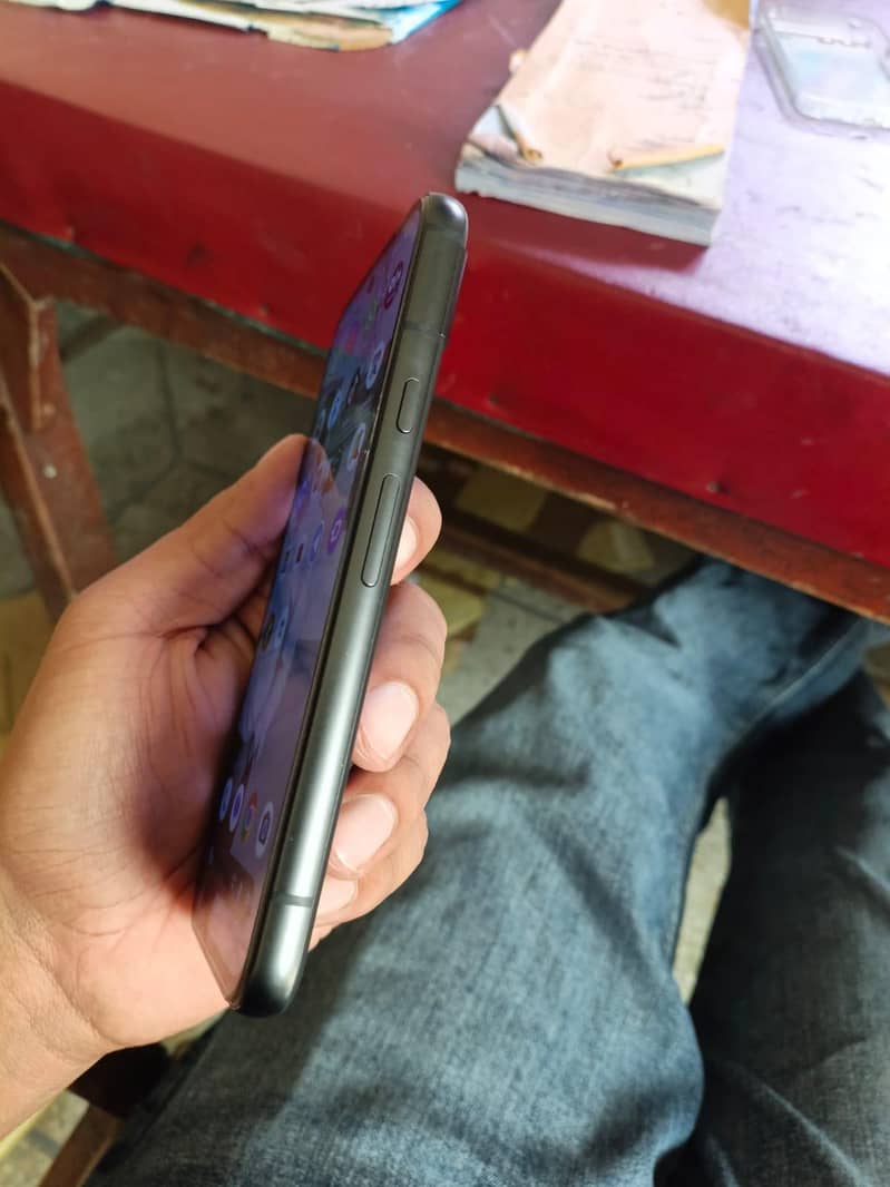 Google Pixel 8a 5