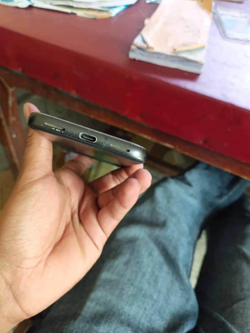 Google Pixel 8a 6