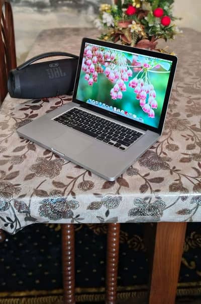 Apple mec book pro