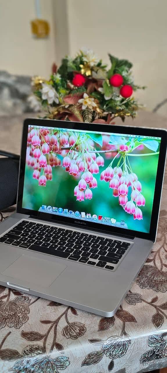 Apple mec book pro 3