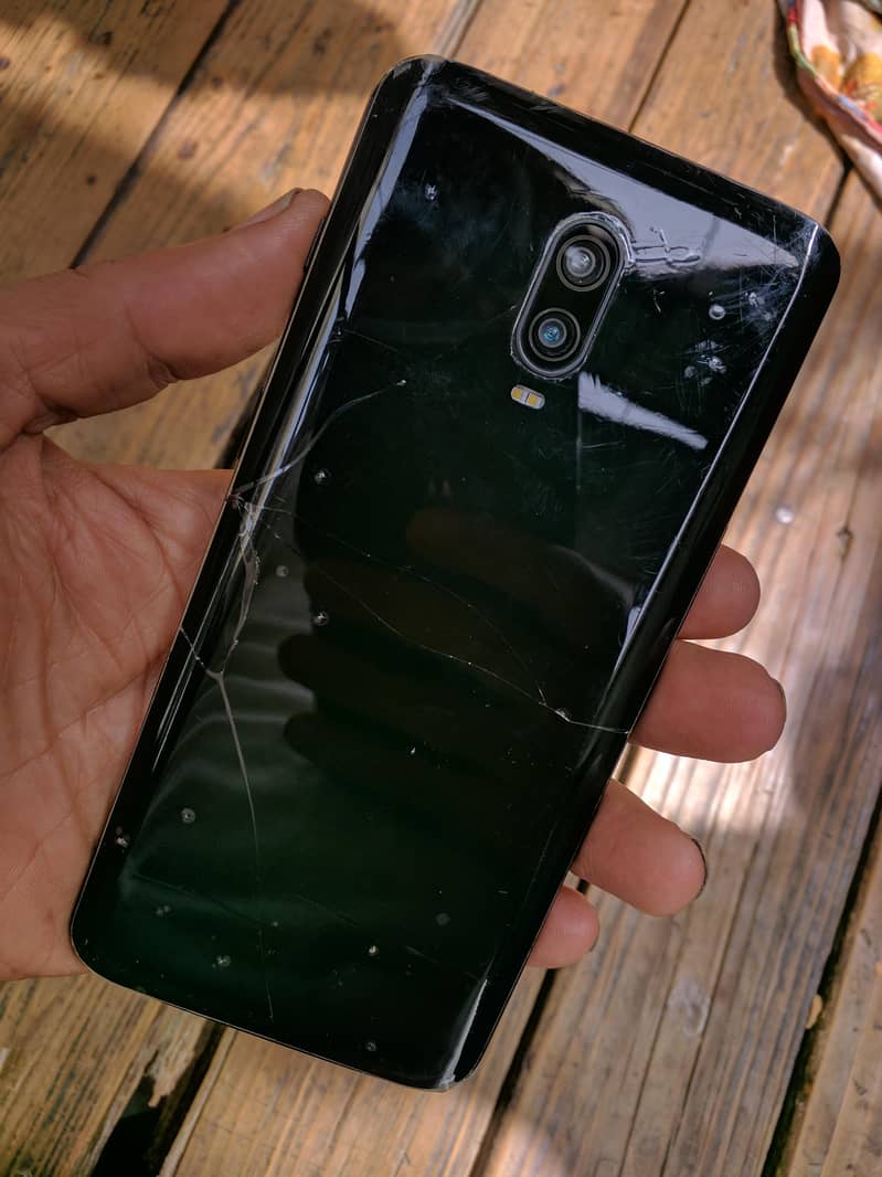 One Plus 6T 1