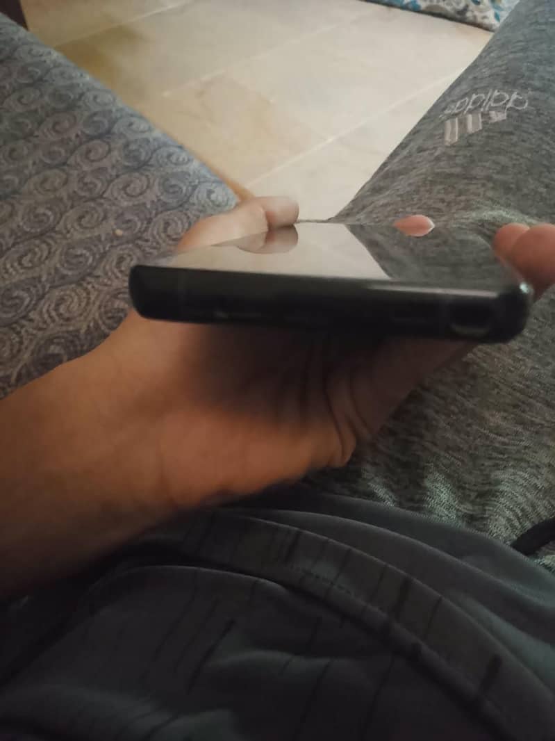 Samsung Mobile Note 8 3