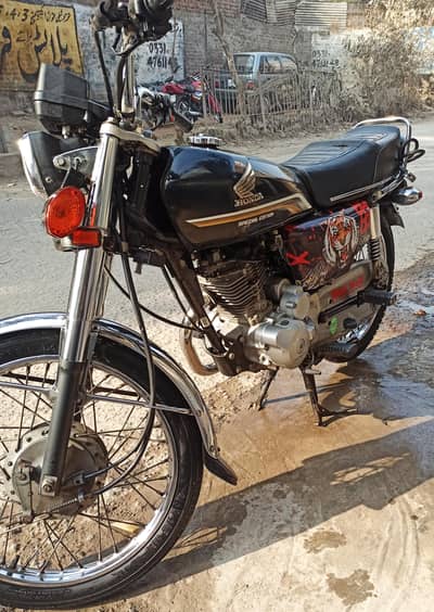 Honda 125 Special edition