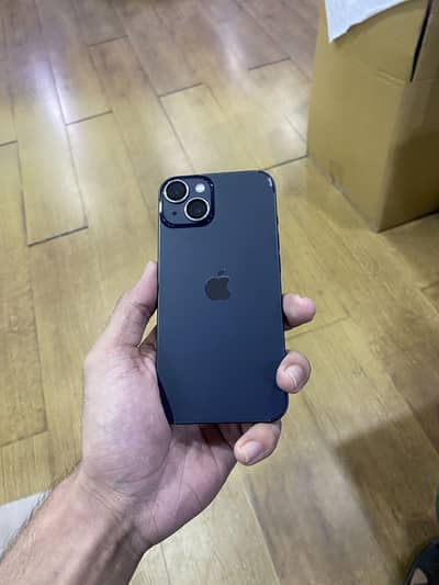 Apple iPhone 13 fresh