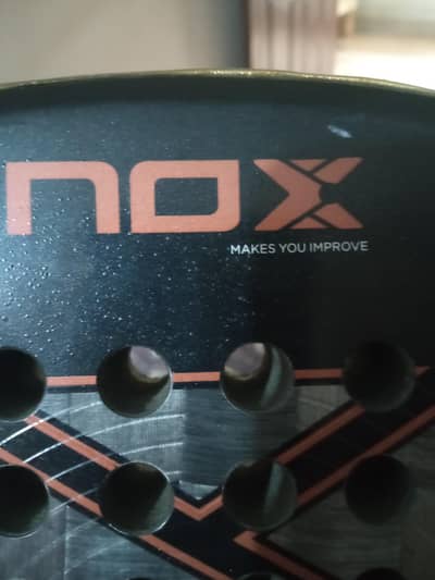 padel racket(nox)