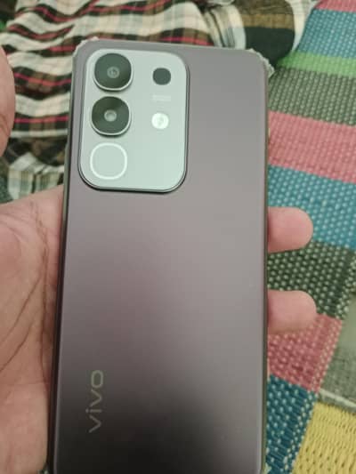 Vivo Y29