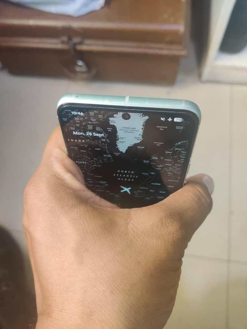 Google Pixel 8 4