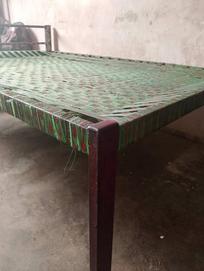 char payee sell krni he 4/6 size he