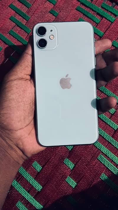 Apple iPhone 11