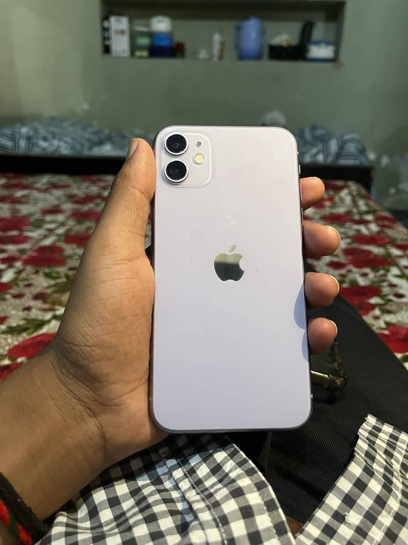 Apple iPhone 11 7