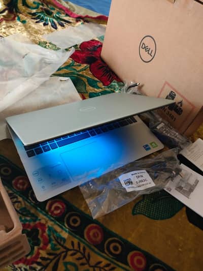 Dell laptop corii7