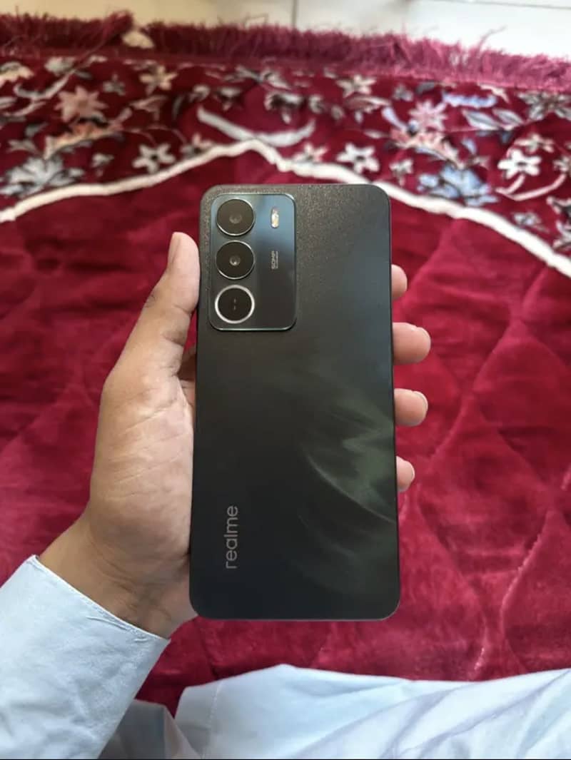 Realme C71 0