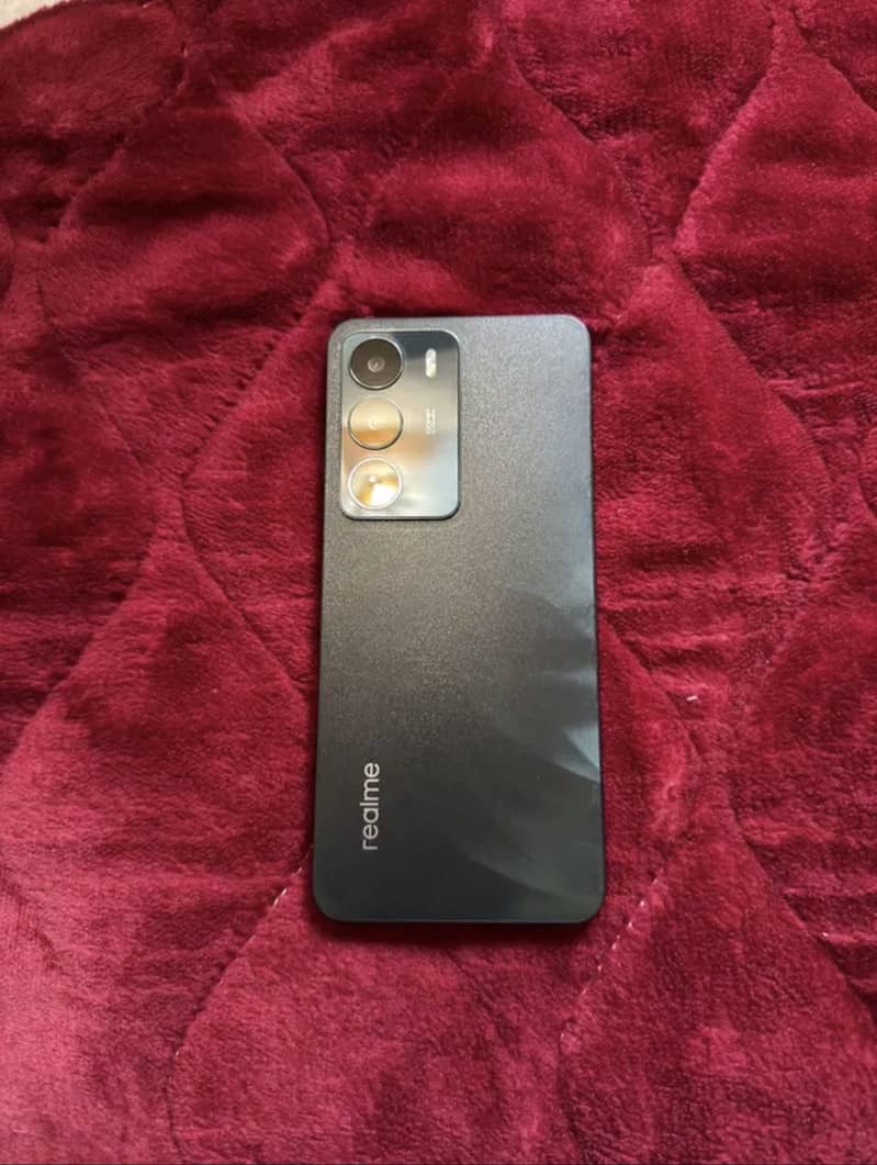 Realme C71 3