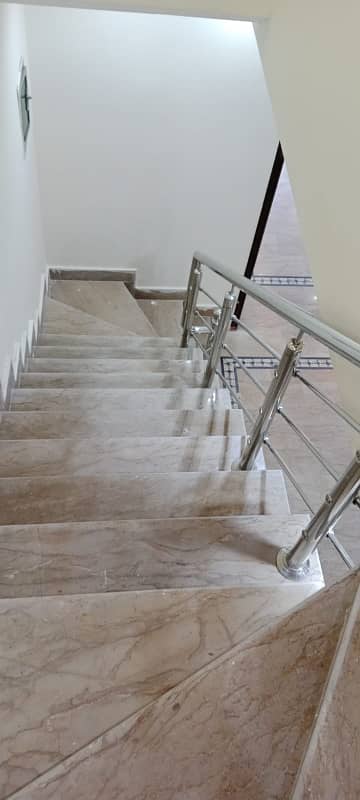 Upper portion for Rent 4