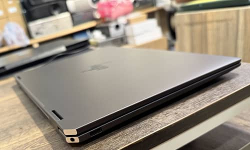 Hp Spectre 16 x360 (open box)