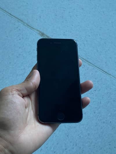 Apple iPhone 8