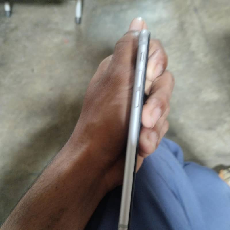 Apple iPhone 6 0