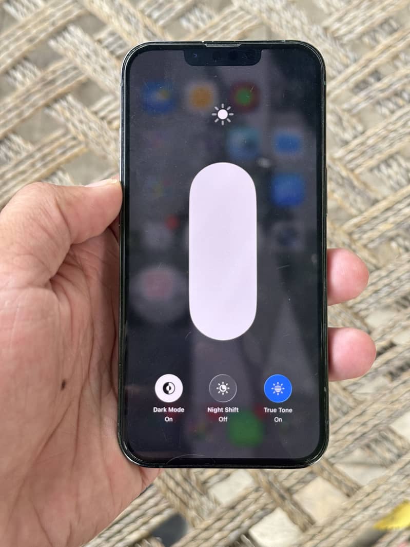 Apple iPhone 13 Pro 4