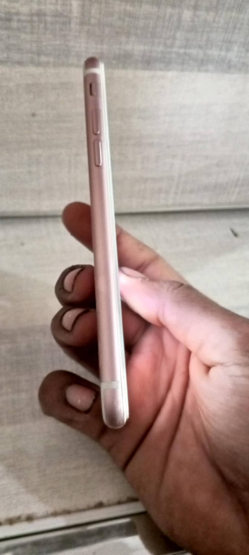 Apple iPhone 7 Plus 2