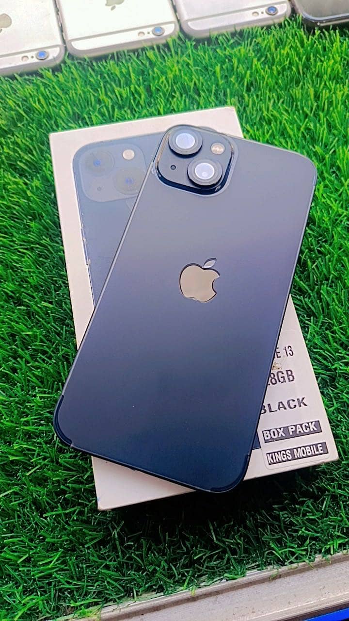 Apple iPhone 13 1