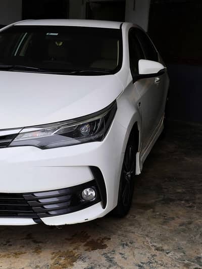 Toyota Corolla Altis grande 1.8 2020