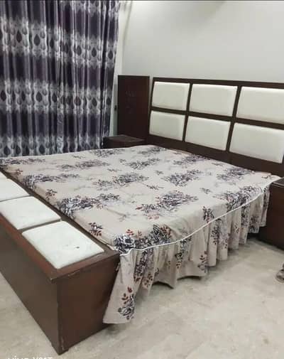 King Size bed
