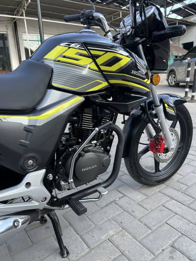 Honda CB 150