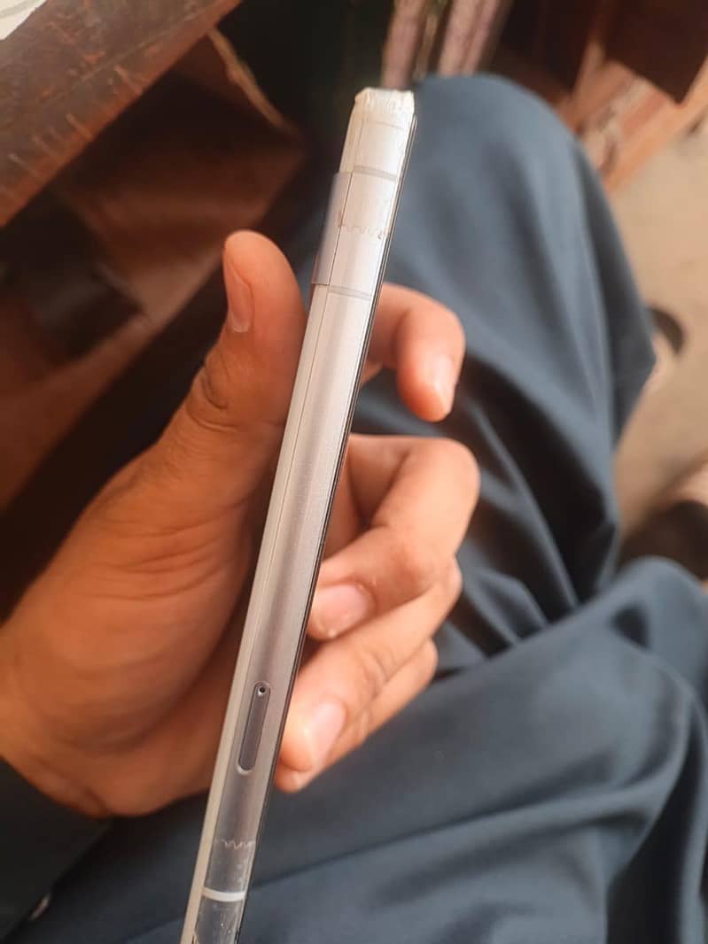 Google Pixel 7a 1