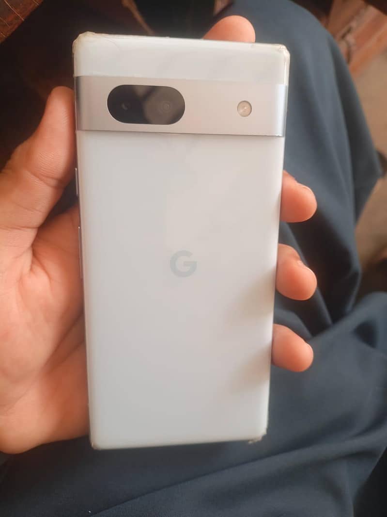 Google Pixel 7a 2