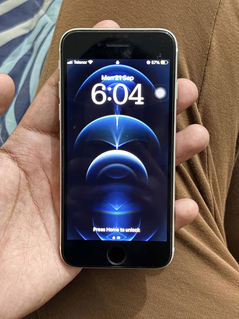 Apple iPhone SE 1
