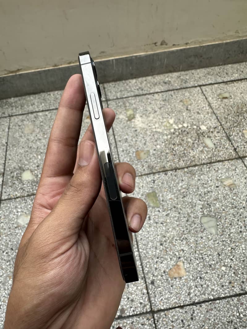 Apple iPhone 12 Pro 5