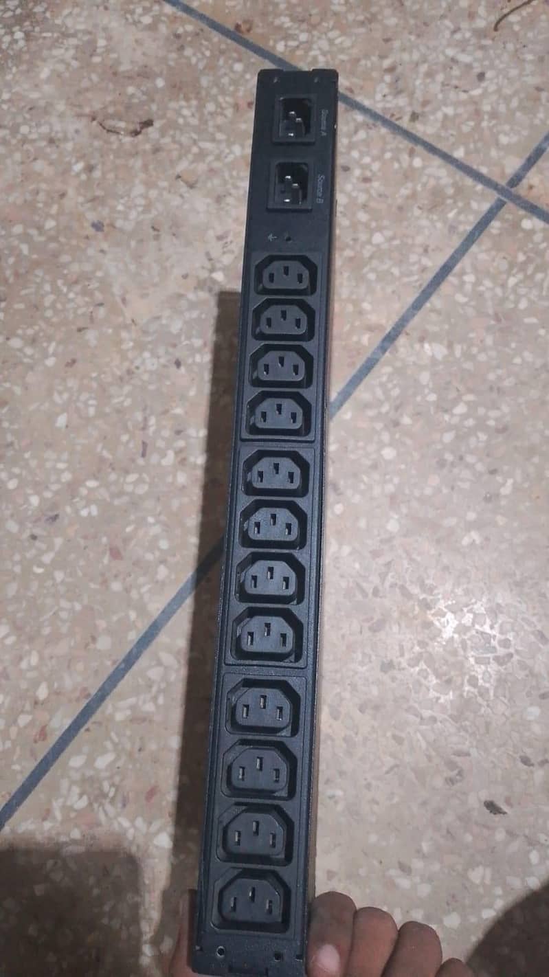 APC RACK Automatic Transfer switch 6