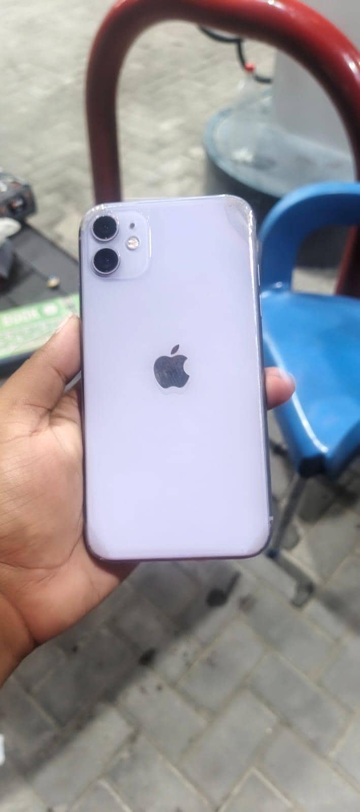 Apple iPhone 11 0