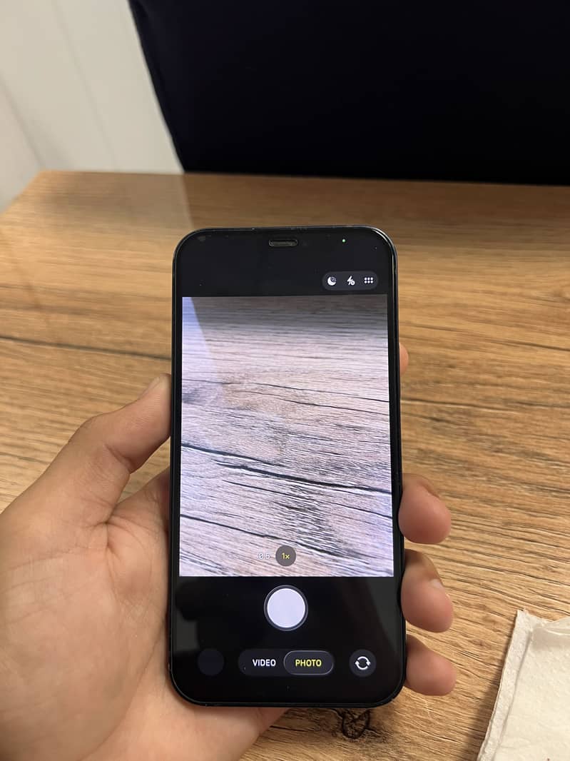 Apple iPhone 12 7