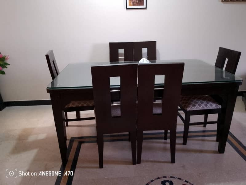 Dining table 4