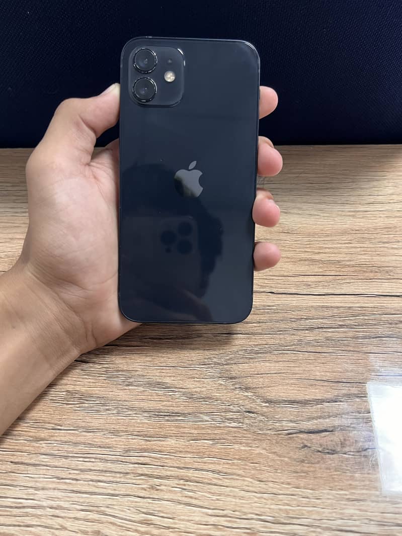 Apple iPhone 12 0