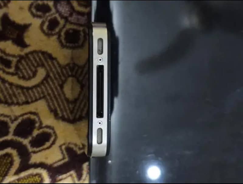 Apple iPhone 4s 2