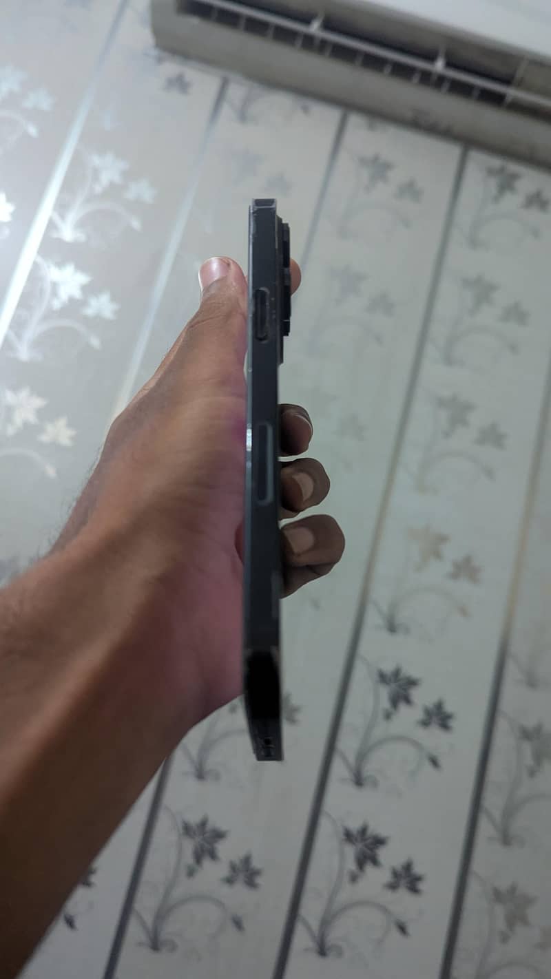Apple iPhone 14 Pro Max 2