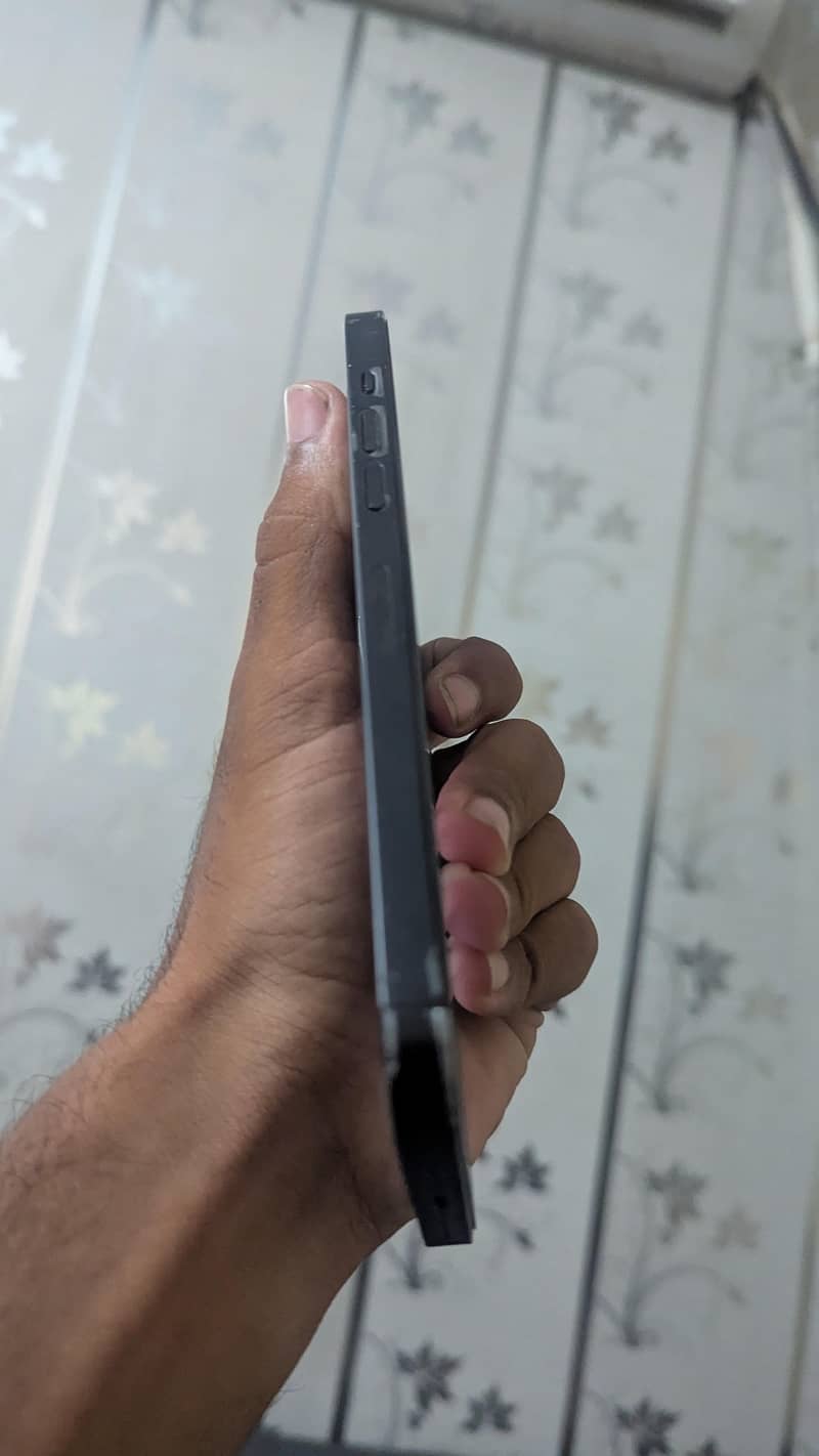 Apple iPhone 14 Pro Max 3