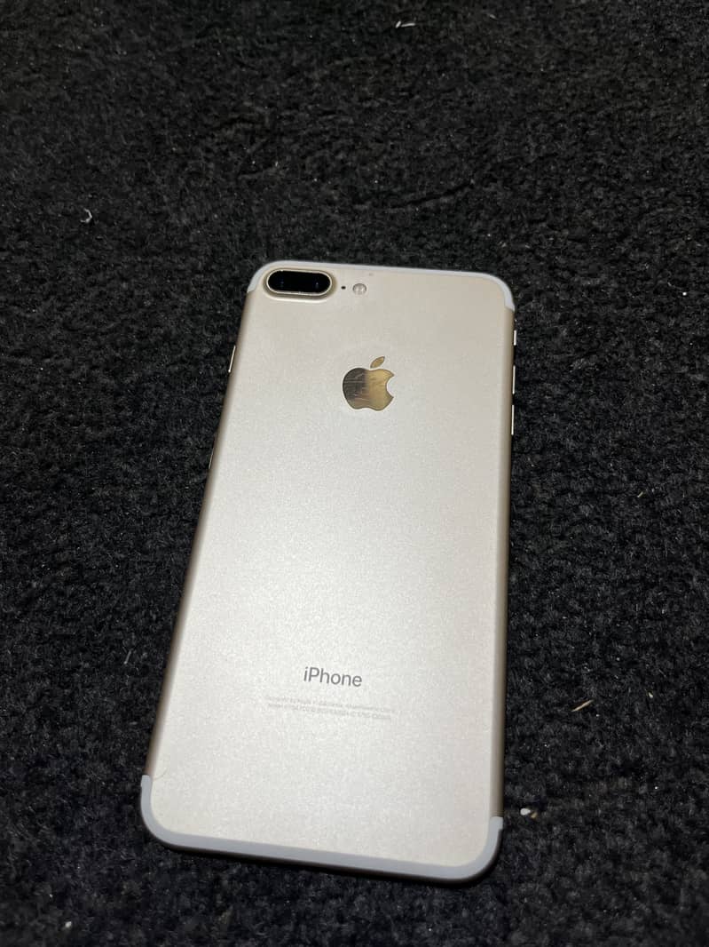 Apple iPhone 7 Plus 1